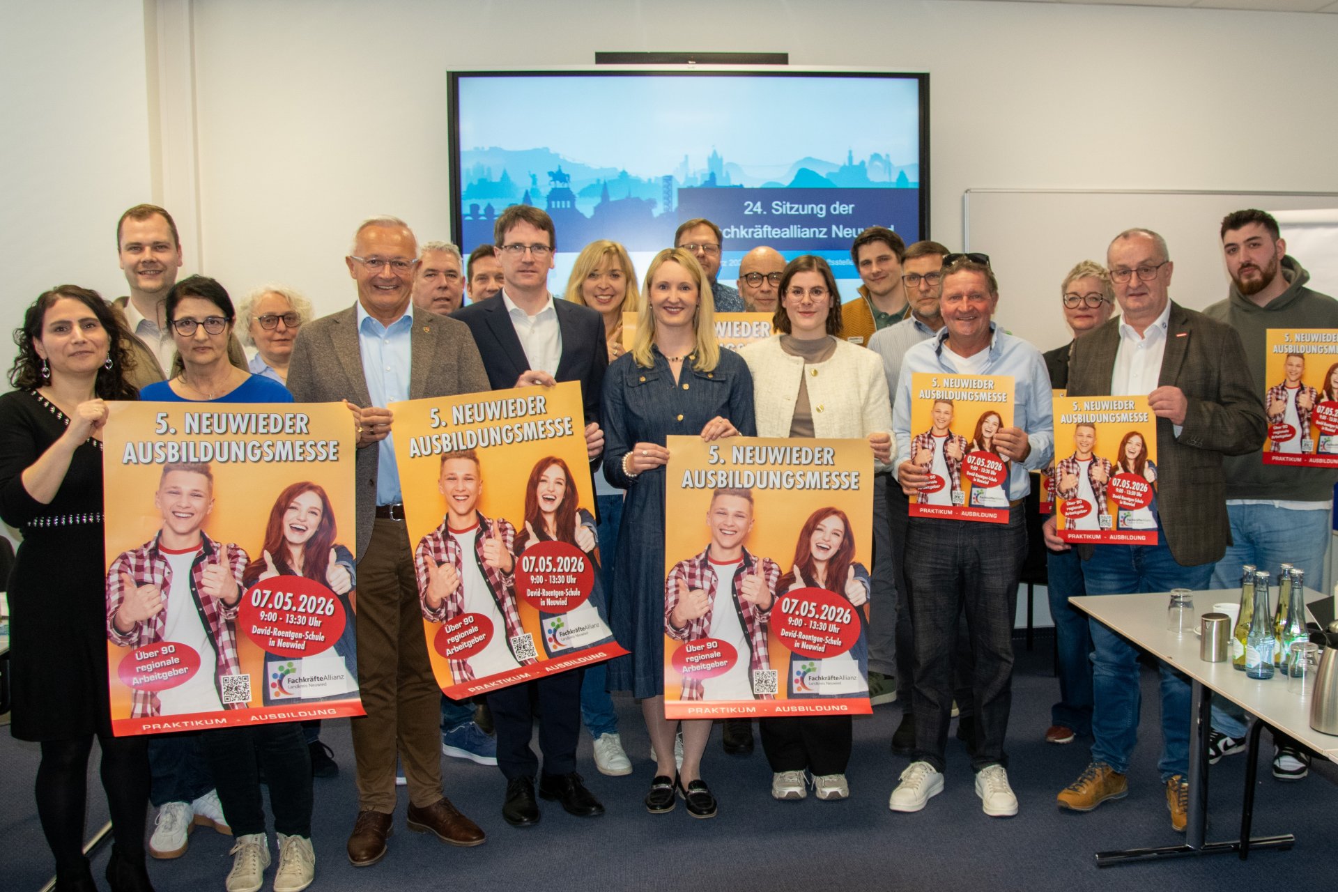 Die Fachkräfteallianz freut sich auf eine gute Resonanz bei der Ausbildungsmesse am 7. Mai auf dem Schulgelände der David-Roentgen-Schule in Neuwied. Foto: Thomas Herschbach