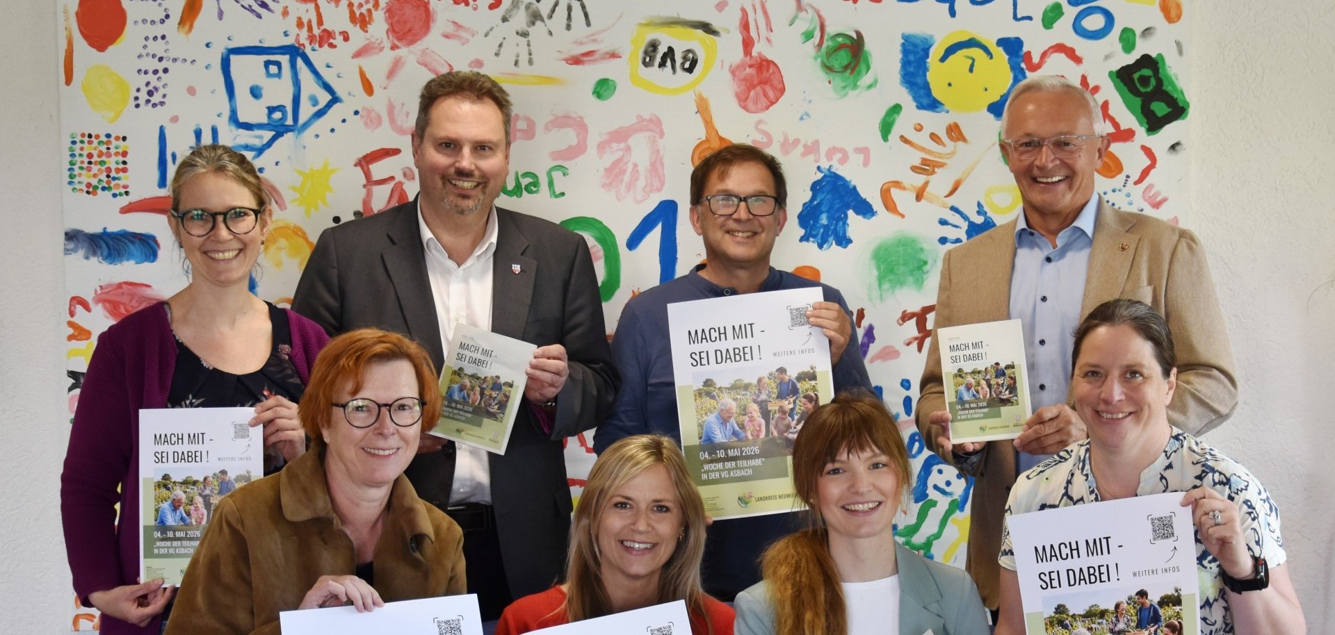 Landrat Achim Hallerbach, Asbachs Bürgermeister Michael Christ, die Gesundheitsförderung des Kreises Neuwied und die VG Asbach ziehen eine positive Bilanz der „Woche der Teilhabe“. Foto: Petra Weißenfels / Verbandsgemeindeverwaltung Asbach Landrat Achim Hallerbach, Asbachs Bürgermeister Michael Christ, die Gesundheitsförderung des Kreises Neuwied und die VG Asbach ziehen eine positive Bilanz der „Woche der Teilhabe“. Foto: Petra Weißenfels / Verbandsgemeindeverwaltung Asbach