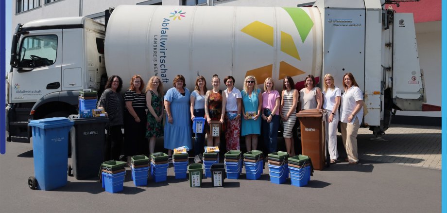 Kita-Pilotprojekt zur Mülltrennung erfolgreich umgesetzt
Foto: Valeriia Weckert, Abfallwirtschaft Landkreis Neuwied
Kita-Pilotprojekt zur Mülltrennung erfolgreich umgesetzt Foto: Valeriia Weckert, Abfallwirtschaft Landkreis Neuwied