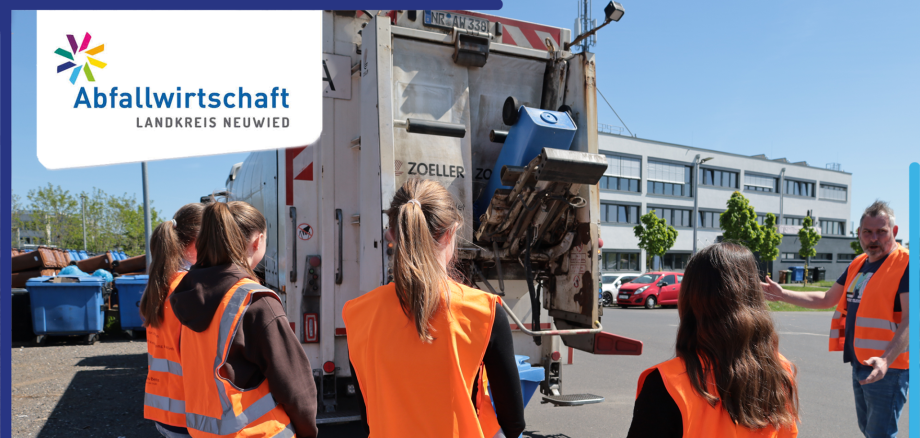 Die Mädchen beim Girls‘ Day der Abfallwirtschaft Landkreis Neuwied AöR. Foto: Valeriia Weckert (Auszubildende) Die Mädchen beim Girls‘ Day der Abfallwirtschaft Landkreis Neuwied AöR. Foto: Valeriia Weckert (Auszubildende)