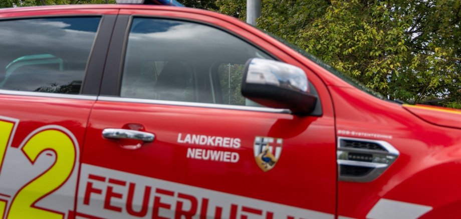 Wichtige Information Das Dienstgebäude in der Rudolf-Diesel-Straße 10 (Industriegebiet Neuwied) bleibt heute, 24. März 2026, aus Sicherheitsgründen geschlossen. Betroffen sind: • Kfz-Zulassungsstelle (Hauptstelle) • Führerscheinstelle Grund ist ein festgestellter Gasgeruch im Gebäude. Der Kundenservice ist voraussichtlich erst ab morgen wieder wie gewohnt möglich. Vielen Dank für Ihr Verständnis.  