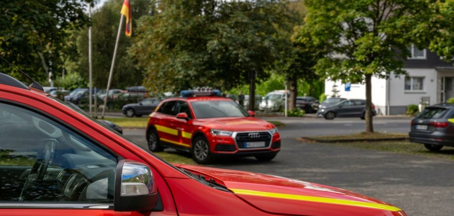 Der landesweite Warntag wird jedes Jahr am zweiten Donnerstag im März durchgeführt. Ziel ist es, einen möglichst großen Teil der Bevölkerung zu erreichen. Die Probewarnung soll Menschen bewusst in ihrem alltäglichen Umfeld und Handeln erreichen und für Warnsignale sensibilisieren. Wichtig: Es handelt sich lediglich um einen Test – es besteht keine Gefahr.  Entwarnung: Gegen 10:45 Uhr erfolgt eine Entwarnung über die Warnkanäle und Endgeräte, über die zuvor die Warnung versendet wurde – erstmalig auch über Cell Broadcast. Weitere Informationen: Informationsmaterial in verschiedenen Sprachen steht als Download beim Bundesamt für Bevölkerungsschutz und Katastrophenhilfe (BBK) zur Verfügung. 