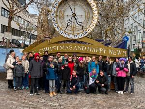 Foto: Die Jugendpflegen aus drei Landkreisen organisierten die Familienfahrt zum Dortmunder Weihnachtsmarkt. Foto: Diana Alhäuser