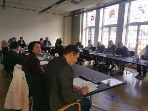 Foto: Die jüngste Sitzung des Sozialausschusses war zugleich die letzte Sitzung für dessen Vorsitzenden und 1.Kreisbeigeordneten Michael Mahlert. Foto: Arzu Bulut