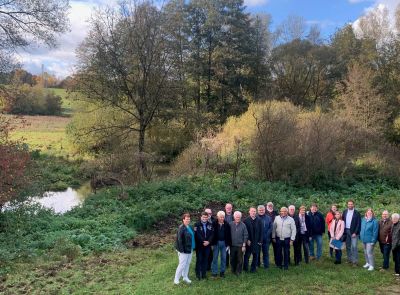 Im Zuge des Förderantrags: „Schwammlandschaft Holzbachaue – Naturvernetzung" hatten sich Vertreter von Land, Kreis und Kommunen auch frühzeitig und vor Ort zur Erörterung und weiteren Abstimmung der Projektskizze an der Hölzchens Mühle in Puderbach getroffen. Jetzt kam die Bewilligung aus Berlin. Archivfoto: Thomas Herschbach
