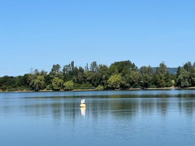 Im Neuwieder Trinkwasserschutzgebiet „Engerser Feld“ sind alle Freizeitaktivitäten grundsätzlich tabu - der Schutz des Trinkwassers hat Vorrang. Darauf weist die Untere Wasserbehörde des Landkreises Neuwied nochmals nachdrücklich hin. Fotos: Julia Hinz / Kreisverwaltung Neuwied