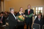 Foto v.l.: Doris Eyl-Müller (Gleichstellungsbeauftragte), Ela Zagori Mahila und Landrat Rainer Kaul.