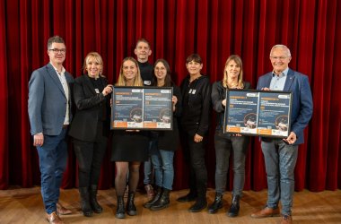 Gemeinsam stark im Sinne von Kindern und Jugendlichen: Landrat Achim Hallerbach und Bürgermeister Peter Jung waren vom Kick-Off-Meeting des Bündnisses für Medienkompetenz im Jungen Schlosstheater Neuwied gleichermaßen beeindruckt.